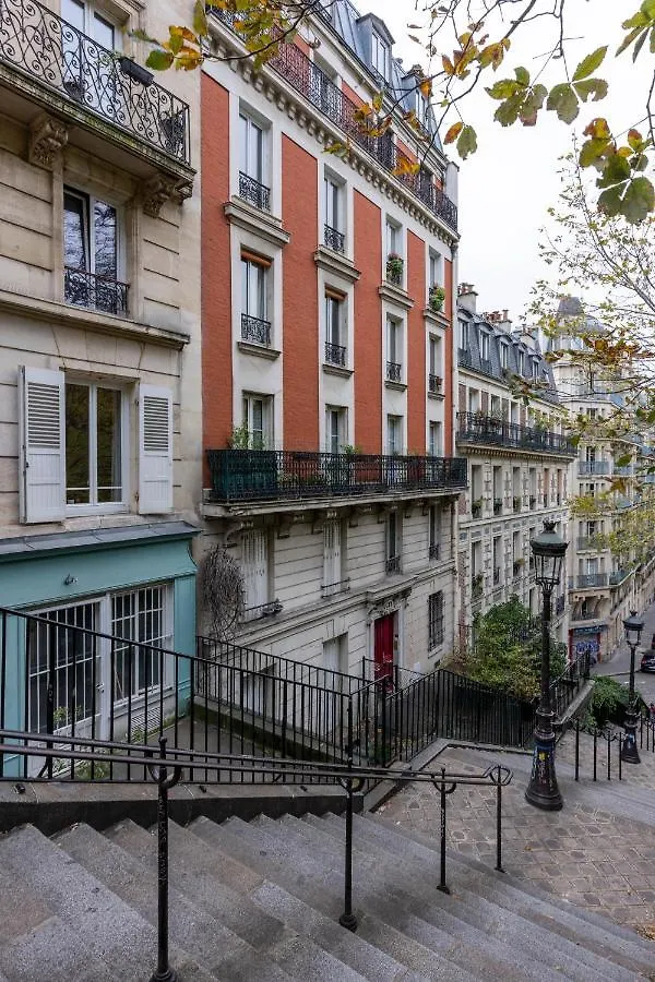 Appartement Au Coeur De Montmartre Paris Frankrike